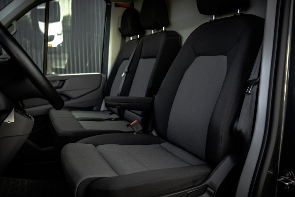 Volkswagen Crafter 35 2.0 TDI L3H3 Exclusive | 177 PK | Automaat | Carplay | Camera | Cruise
