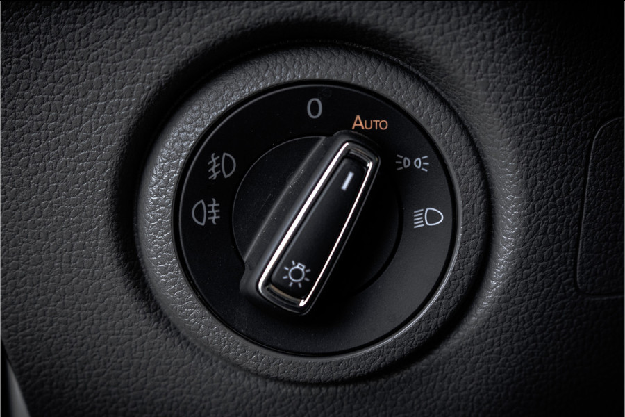 Volkswagen Crafter 35 2.0 TDI L3H3 Exclusive | 177 PK | Automaat | Carplay | Camera | Cruise