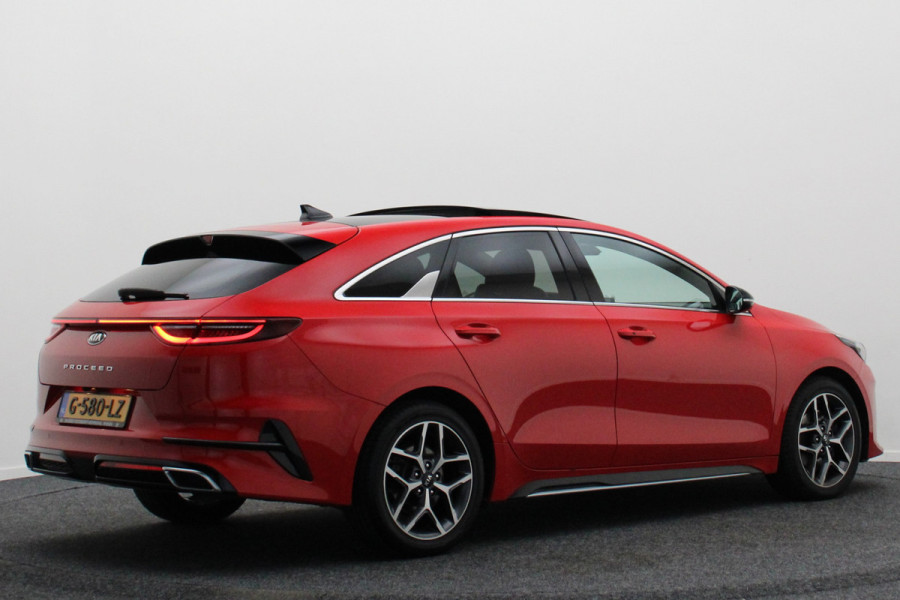 Kia ProCeed 1.0 T-GDI GT-Line Panoramadak, Camera, Cruise, Apple Carplay, Verwarmd Stuurwiel, 17''