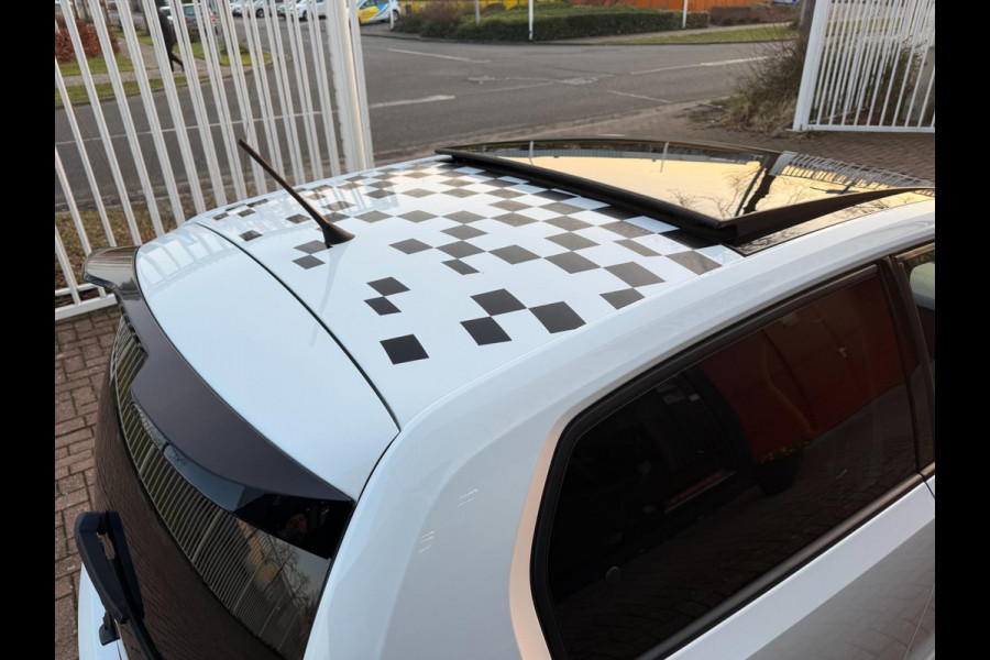 Volkswagen up! 1.0 TSI GTI | Panorama | Cruise | PDC
