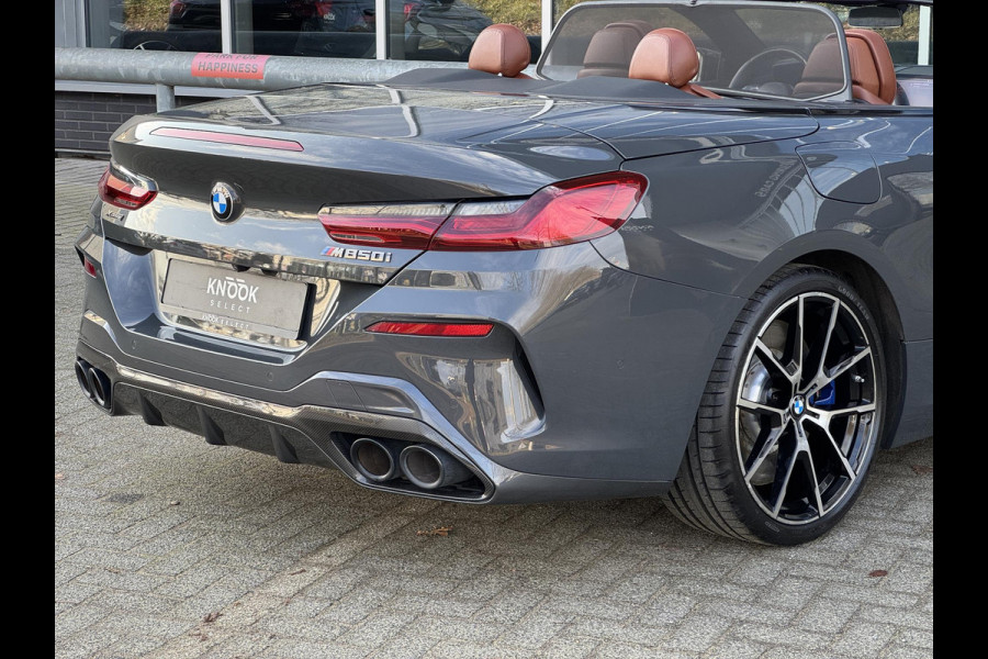 BMW 8 Serie M850i xDrive High Executive / 20 Inch / Active Cruise control / M Carbon exterieur / Soft close / Active Steering / Laserlicht