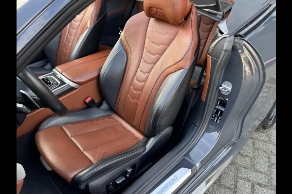 BMW 8 Serie M850i xDrive High Executive / 20 Inch / Active Cruise control / M Carbon exterieur / Soft close / Active Steering / Laserlicht