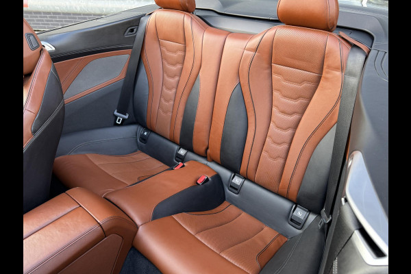 BMW 8 Serie M850i xDrive High Executive / 20 Inch / Active Cruise control / M Carbon exterieur / Soft close / Active Steering / Laserlicht