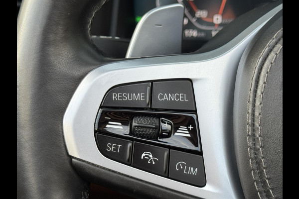 BMW 8 Serie M850i xDrive High Executive / 20 Inch / Active Cruise control / M Carbon exterieur / Soft close / Active Steering / Laserlicht