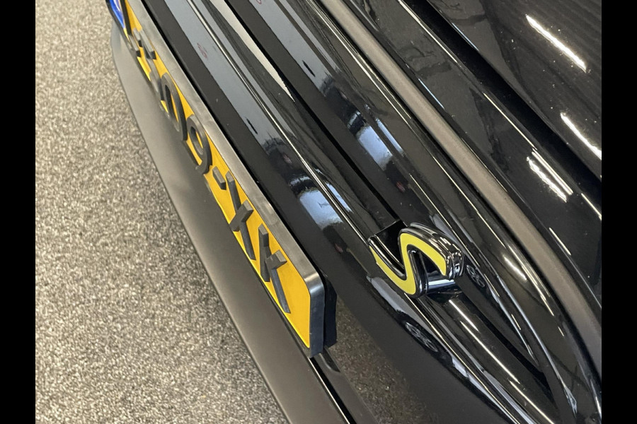 MINI Mini Electric Classic 33 kWh All Black Climate control Cruise control LED Parkeersensoren Achteruitrijcamera