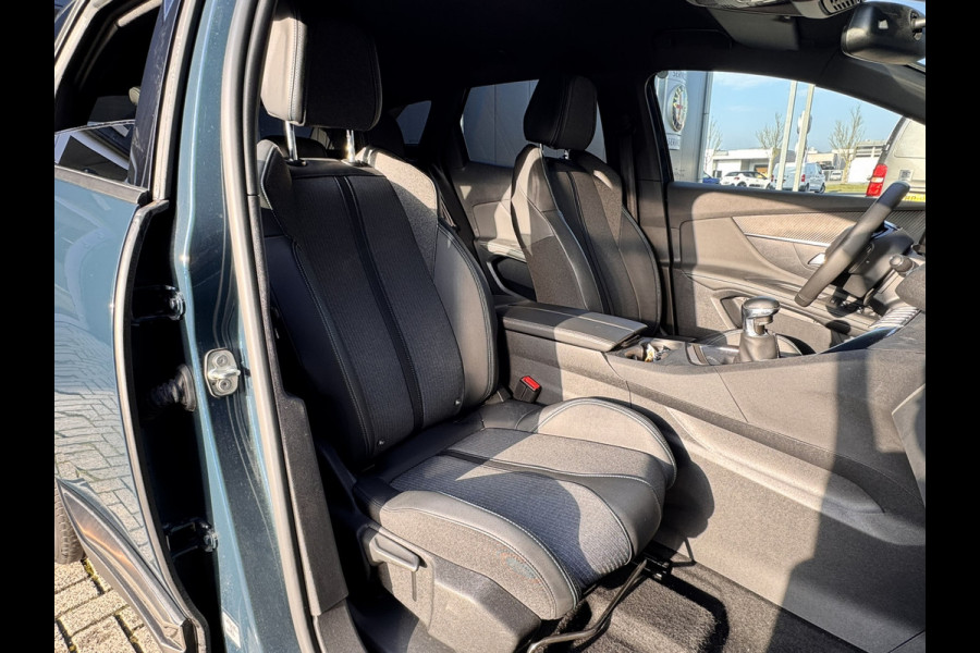 Peugeot 3008 1.2 PureTech Allure | 18"velgen | Camera achter | Navigatie | Carplay/Android | Cimatecontrol | Cruisecontrol