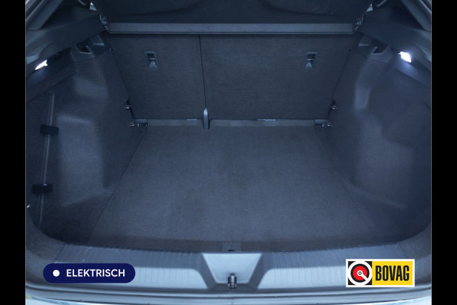 CUPRA Tavascan Business 82 kWh | 19"lmv | Navigatie | Adaptieve Cruise, Automatisch groot licht | PDC achter | Camera | Automatisch inparkeren, Sfeeerverlichting