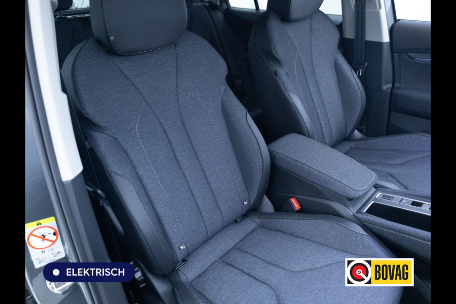 Škoda Elroq 60 Business Edition Tour | Acc | Camera | Navi | Stoel- & Stuurverwarming | Extra getint glas achter, Spraakbediening, Dab, Fabrieksgarantie