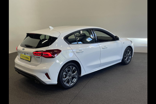 Ford Focus 1.0 Focus 125 PK HB ST-Line Automaat Navigatie Climate control cruise control Carplay LM velgen Parkeersensoren Led Matrix koplampen