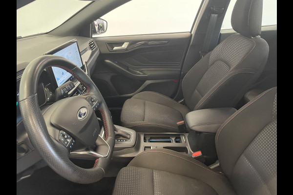 Ford Focus 1.0 Focus 125 PK HB ST-Line Automaat Navigatie Climate control cruise control Carplay LM velgen Parkeersensoren Led Matrix koplampen