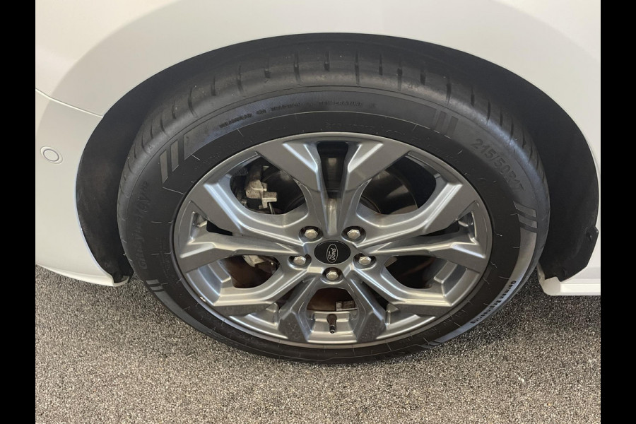 Ford Focus 1.0 Focus 125 PK HB ST-Line Automaat Navigatie Climate control cruise control Carplay LM velgen Parkeersensoren Led Matrix koplampen