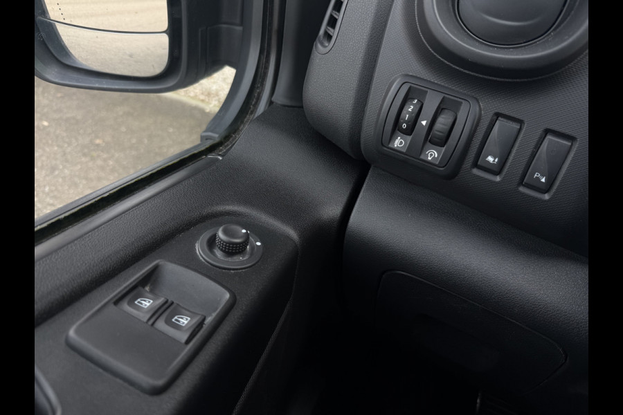 Renault Trafic 2.0 dCi 170PK! T29 L2H1 Comfort | NL-auto | 1e Eig | Navi | Trekhaak