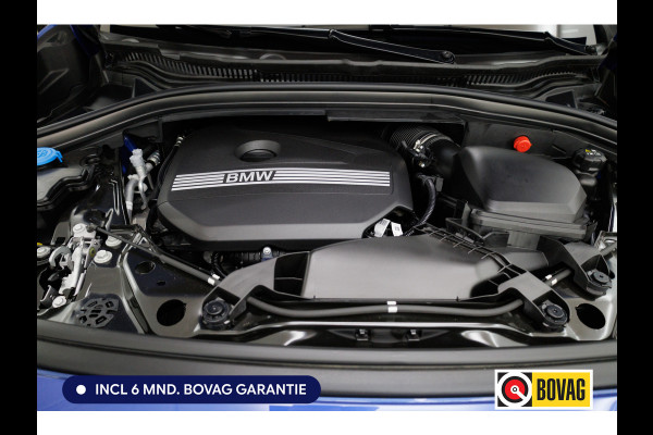 BMW 2 Serie Active Tourer 218i M-Sport automaat | 19 inch Individual Panoramadak | Harman Kardon | HUD Adaptive cruise, 360 Camera, PDC V+A,  El.verstelbare stoel met geheurgen, Elektrische achterklep, Keyless