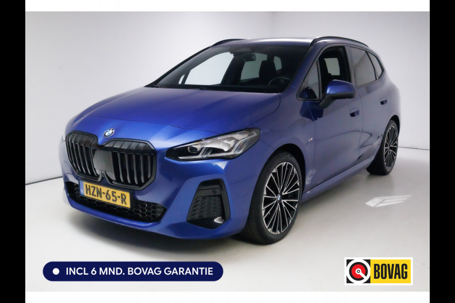 BMW 2 Serie Active Tourer 218i M-Sport automaat | 19 inch Individual Panoramadak | Harman Kardon | HUD Adaptive cruise, 360 Camera, PDC V+A,  El.verstelbare stoel met geheurgen, Elektrische achterklep, Keyless