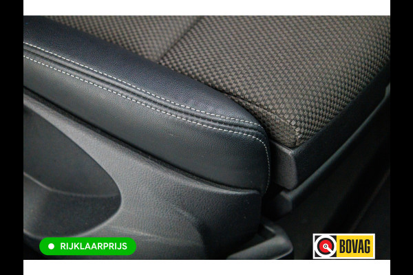 Audi A3 Sportback 40 e-tron 204 PK 2x S-Line | Panoramadak | Adaptive Cruise | Led |Stoelverwarming PDC V+A, Privacy glas, 18 inch