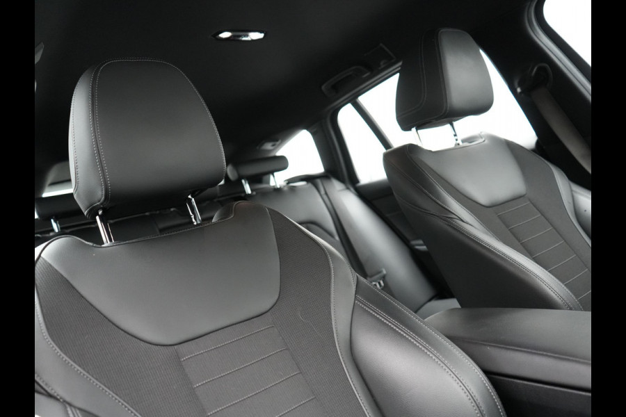 BMW 3 Serie Touring 330e xDrive Sportline Plug In Hybrid 293pk Dealer O.H PHEV | Adaptive Cruise | Laser LED | Head Up | Camera | Lederen Sportstoelen Verwarmd | Keyless | M-Sportstuur Verwarmd | Navigatie | Blis | Virtual | DAB |