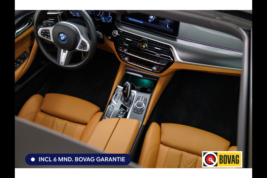 BMW 5 Serie 545e xDrive High Exec. M-sport Black Edition 394 PK automaat | Open Dak | Trekhaak elec. | 360 Camera, Stoel- en stuurverwarming