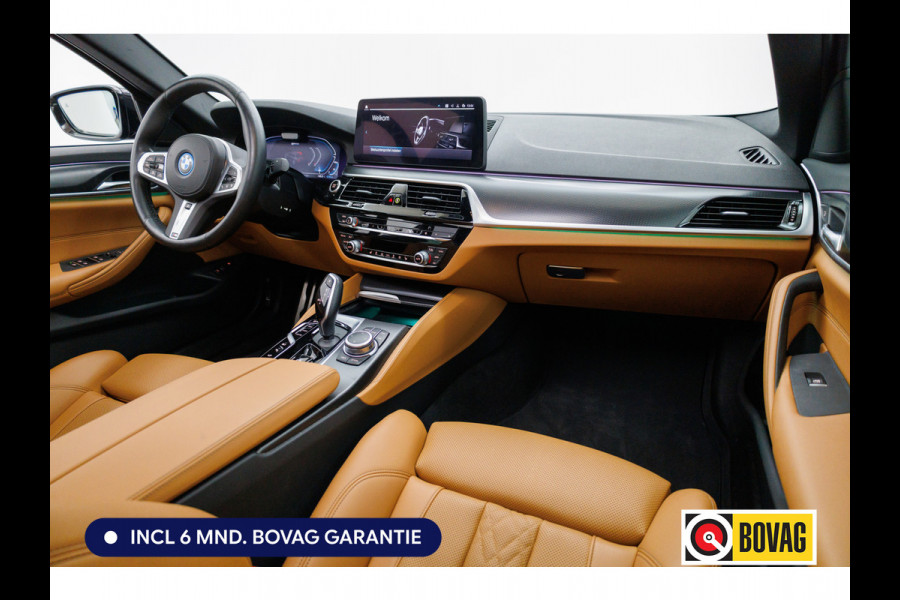 BMW 5 Serie 545e xDrive High Exec. M-sport Black Edition 394 PK automaat | Open Dak | Trekhaak elec. | 360 Camera, Stoel- en stuurverwarming