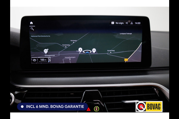 BMW 5 Serie 545e xDrive High Exec. M-sport Black Edition 394 PK automaat | Open Dak | Trekhaak elec. | 360 Camera, Stoel- en stuurverwarming