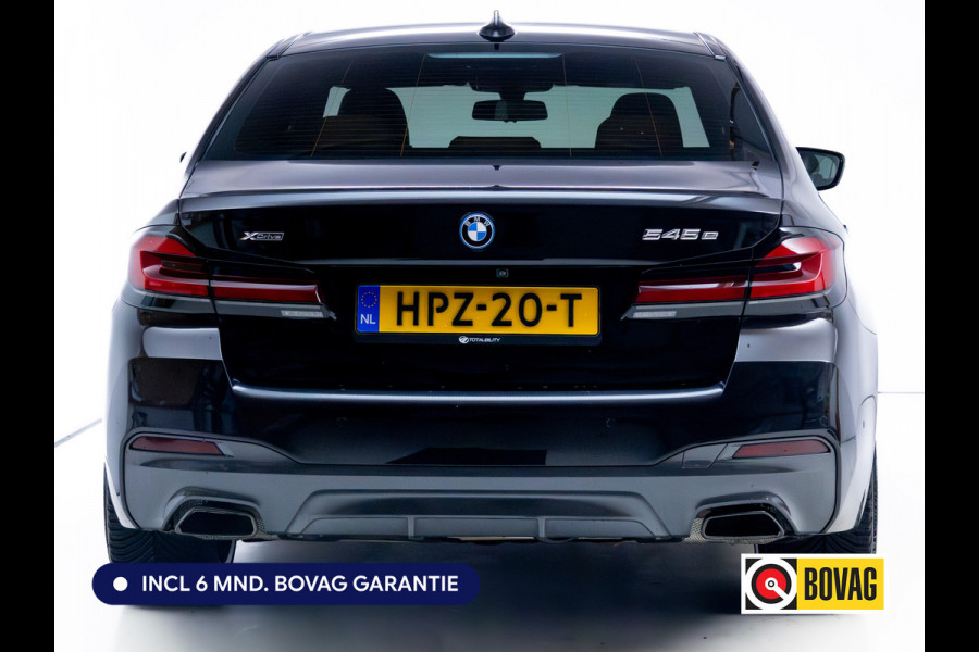 BMW 5 Serie 545e xDrive High Exec. M-sport Black Edition 394 PK automaat | Open Dak | Trekhaak elec. | 360 Camera, Stoel- en stuurverwarming