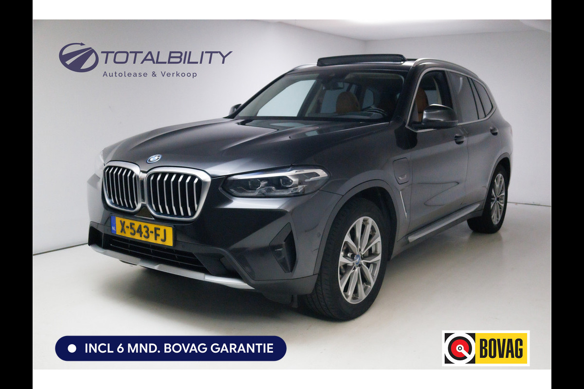 BMW X3 xDrive30e 293 PK automaat | LCI FACELIFT | Elec. trekhaak | Panoramadak | Stoel- & stuurverw. | Elec. klep, Navigatie, App. connect