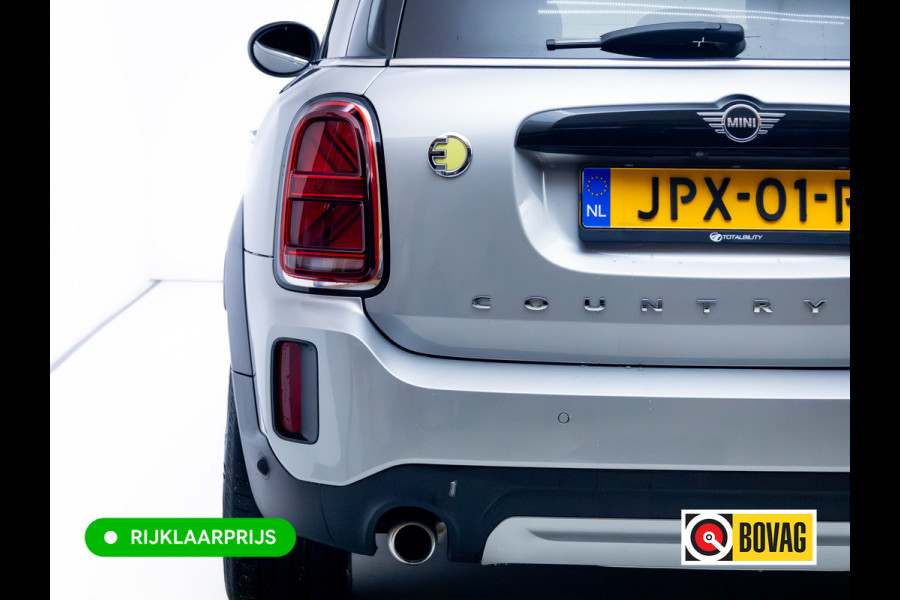MINI Countryman 2.0 Cooper S E ALL4 Chili | Adap. Cruise | Leer | Elec. achterklep | Sfeerverlichting | Elec. verstelbare en verwarmbare lederen stoelen,  Navigatie, App. connect