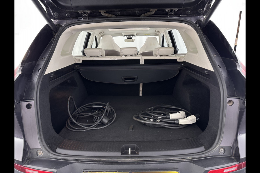 Aiways U5 63kWh Premium (INCL.BTW) *PANO | FULL-LEATHER | FULL-LED | TOP-VIEW | LANE-ASSIST | BLIND-SPOT | KEYLESS | HEATED-COMFORTSEATS | DIGI-COCKPIT | NAVI-FULLMAP | ECC | PDC | CRUISE | 19''ALU | TOWBAR*