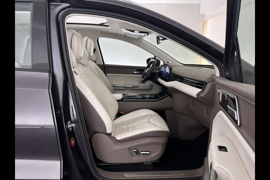 Aiways U5 63kWh Premium (INCL.BTW) *PANO | FULL-LEATHER | FULL-LED | TOP-VIEW | LANE-ASSIST | BLIND-SPOT | KEYLESS | HEATED-COMFORTSEATS | DIGI-COCKPIT | NAVI-FULLMAP | ECC | PDC | CRUISE | 19''ALU | TOWBAR*