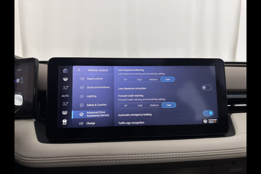 Aiways U5 63kWh Premium (INCL.BTW) *PANO | FULL-LEATHER | FULL-LED | TOP-VIEW | LANE-ASSIST | BLIND-SPOT | KEYLESS | HEATED-COMFORTSEATS | DIGI-COCKPIT | NAVI-FULLMAP | ECC | PDC | CRUISE | 19''ALU | TOWBAR*