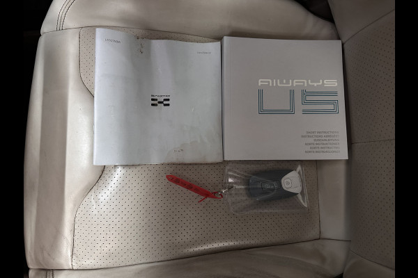 Aiways U5 63kWh Premium (INCL.BTW) *PANO | FULL-LEATHER | FULL-LED | TOP-VIEW | LANE-ASSIST | BLIND-SPOT | KEYLESS | HEATED-COMFORTSEATS | DIGI-COCKPIT | NAVI-FULLMAP | ECC | PDC | CRUISE | 19''ALU | TOWBAR*