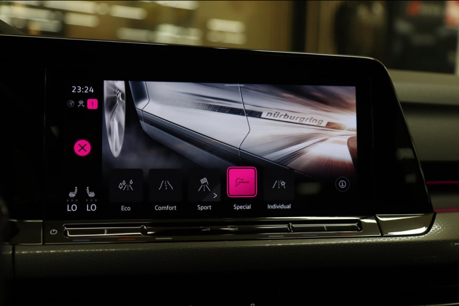 Volkswagen Golf 2.0 TSI GTI CLUBSPORT BLACK STYLE/PERFORMANCE/NURBUGRING/PANO/H-K/IQ-LIGHT/VOLL