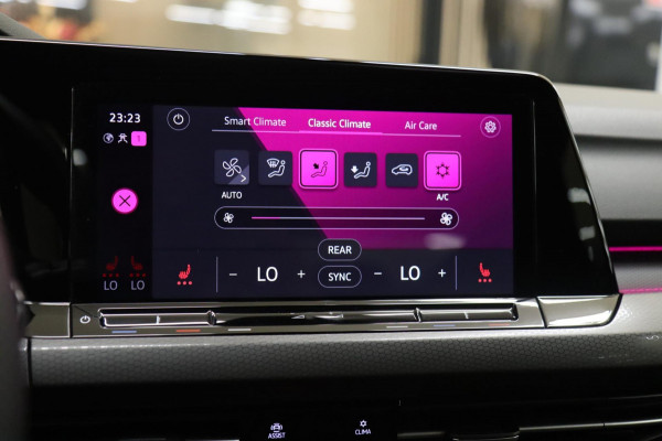 Volkswagen Golf 2.0 TSI GTI CLUBSPORT BLACK STYLE/PERFORMANCE/NURBUGRING/PANO/H-K/IQ-LIGHT/VOLL