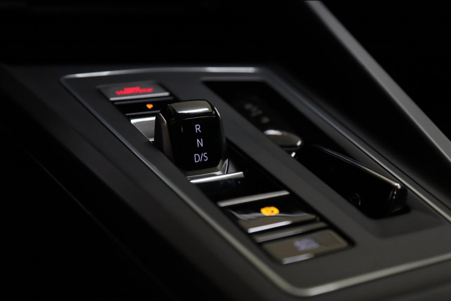 Volkswagen Golf 2.0 TSI GTI CLUBSPORT BLACK STYLE/PERFORMANCE/NURBUGRING/PANO/H-K/IQ-LIGHT/VOLL