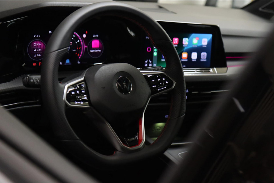 Volkswagen Golf 2.0 TSI GTI CLUBSPORT BLACK STYLE/PERFORMANCE/NURBUGRING/PANO/H-K/IQ-LIGHT/VOLL