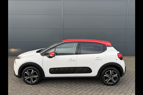 Citroën C3 82pk Shine (Trekhaak - Stoelverwarming - Camera - Navigatie via App - Automatische Airco - Parkeersensoren)