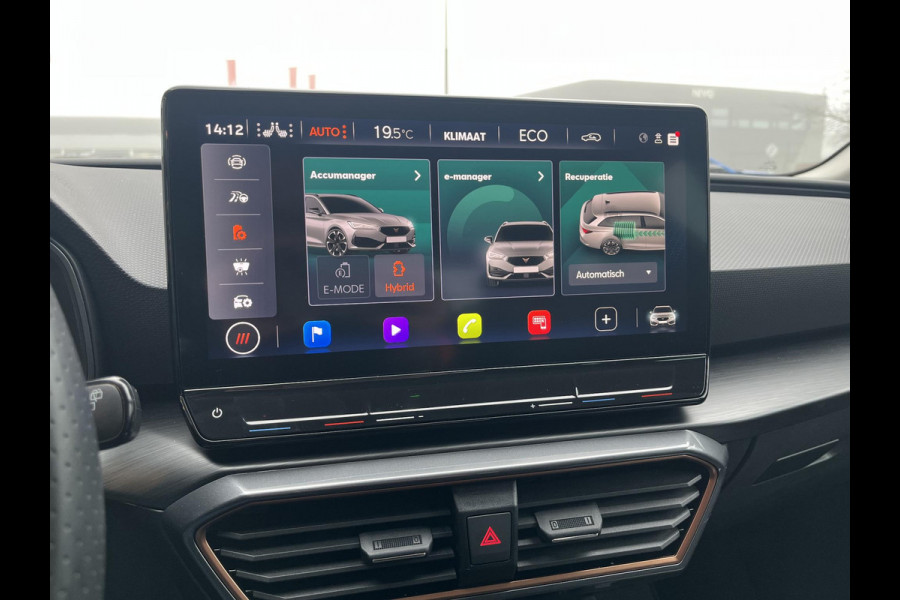 CUPRA Leon Sportstourer 1.4 e-Hybrid Business | Stoelverwarming |  Adaptieve cruisecontrol (ACC) | Achteruitrijcamera | Navigatiesysteem | LM Winterset! |