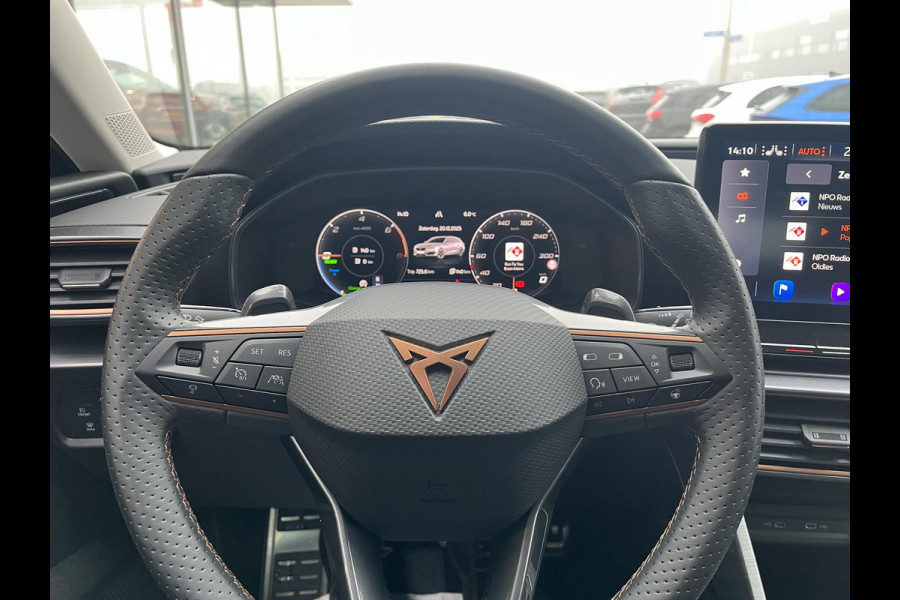 CUPRA Leon Sportstourer 1.4 e-Hybrid Business | Stoelverwarming |  Adaptieve cruisecontrol (ACC) | Achteruitrijcamera | Navigatiesysteem | LM Winterset! |
