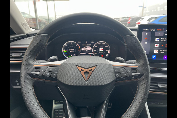 CUPRA Leon Sportstourer 1.4 e-Hybrid Business | Stoelverwarming |  Adaptieve cruisecontrol (ACC) | Achteruitrijcamera | Navigatiesysteem | LM Winterset! |