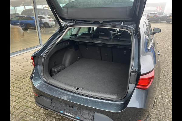 CUPRA Leon Sportstourer 1.4 e-Hybrid Business | Stoelverwarming |  Adaptieve cruisecontrol (ACC) | Achteruitrijcamera | Navigatiesysteem | LM Winterset! |