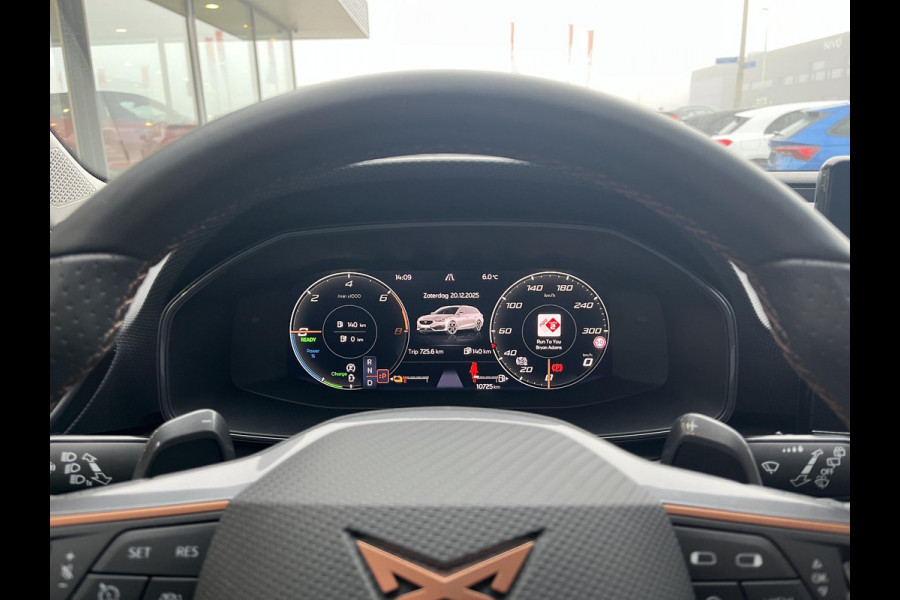 CUPRA Leon Sportstourer 1.4 e-Hybrid Business | Stoelverwarming |  Adaptieve cruisecontrol (ACC) | Achteruitrijcamera | Navigatiesysteem | LM Winterset! |