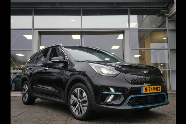 Kia e-Niro ExecutiveLine 64 kWh | Cruise | Clima | Camera | Carplay | Navi | Schuif-kanteldak | Stoelverwarming-ventilatie | Keyless |