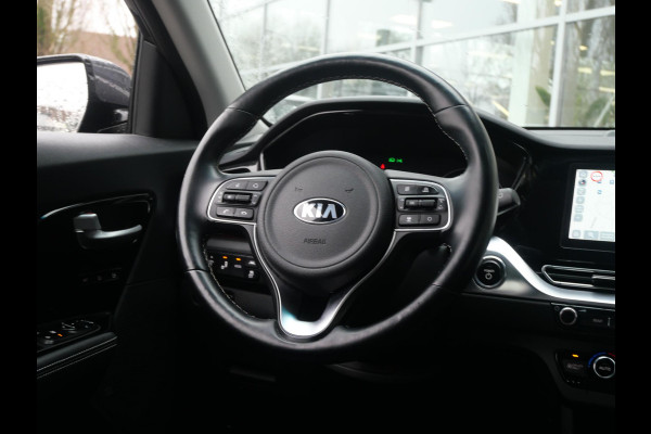 Kia e-Niro ExecutiveLine 64 kWh | Cruise | Clima | Camera | Carplay | Navi | Keyless | Stoelverwarming-verkoeling |