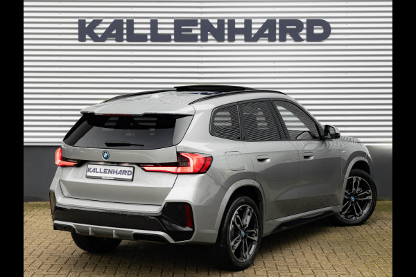 BMW X1 xDrive25e M-Sport - Pano - Driving Ass Prof - Head-up - Verwarmd Stuurwiel