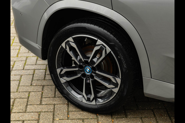 BMW X1 xDrive25e M-Sport - Pano - Driving Ass Prof - Head-up - Verwarmd Stuurwiel