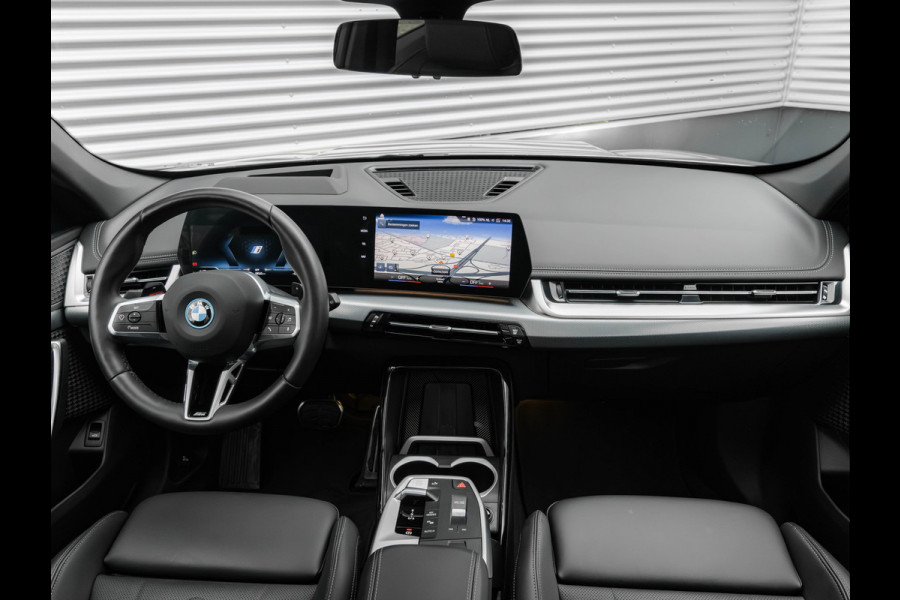 BMW X1 xDrive25e M-Sport - Pano - Driving Ass Prof - Head-up - Verwarmd Stuurwiel