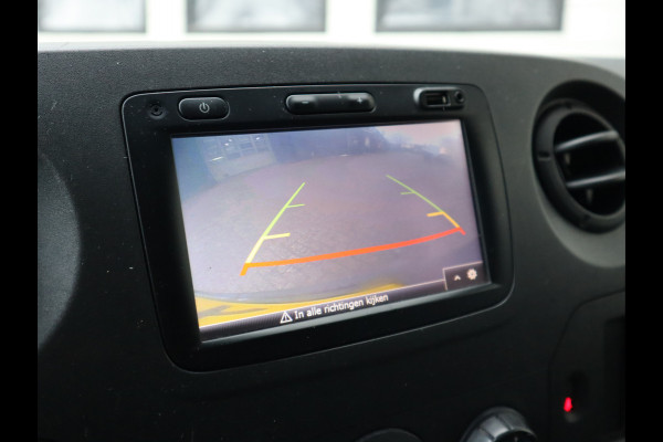 Renault Master T33 2.3 dCi 131pk Euro 6 L1H1 - DC 7 Pers. - Trekhaak - Camera