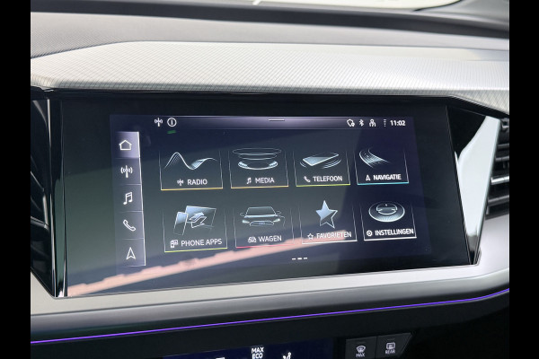 Audi Q4 e-tron L.E. Pano-dak-Schuifdak Camera Adap.Cruise W-pomp Navi-Plus Sportst.+Verwarmd PDC-a+v Matrix Led Advanced Plus Lmv 19" Elek.Achterklep Virtual Cockpit E-Call Bordherkenning Audi Connect +Phone-Box Keyless-Go A-Licht-Dynamisch S.O.H. 92% 1e Eigenaar Origineel Nederlandse Auto €56.174,- Nieuwprijs