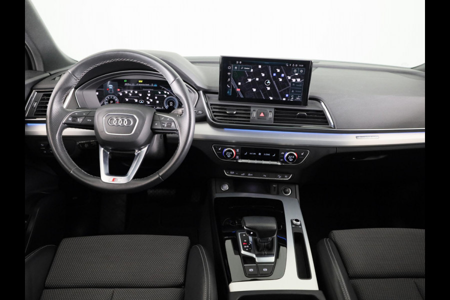 Audi Q5 Sportback 50 TFSI e S edition 299pk | Panoramadak | Trekhaak | Verwarmbare voorstoelen | Adpatieve cruise controle | Matrix koplampen | Navigatie