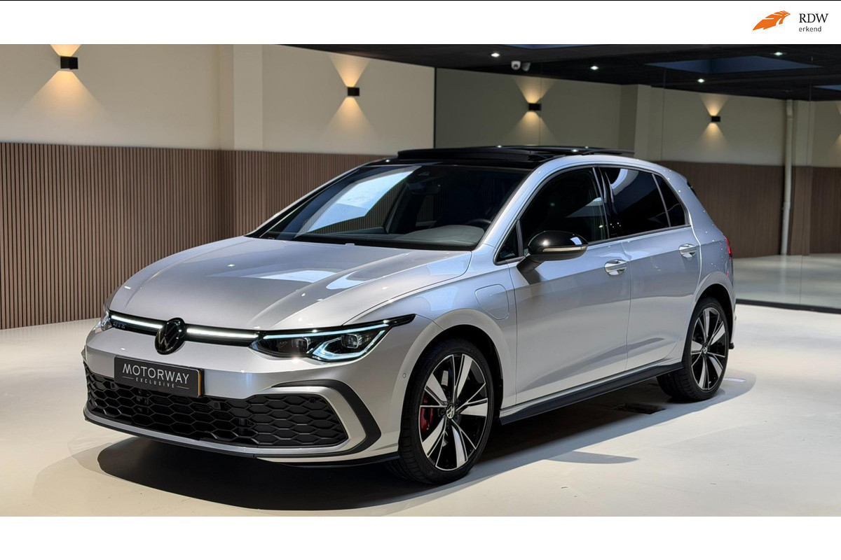 Volkswagen Golf 1.4 eHybrid GTE Pano|Matrix|Camera|Blindspot