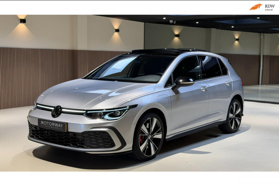 Volkswagen Golf 1.4 eHybrid GTE Pano|Matrix|Camera|Blindspot